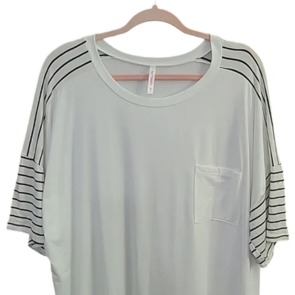 NWOT - Watermelon Black and White Striped Pocket T Shirt - Size 3X - Picture 2 of 9